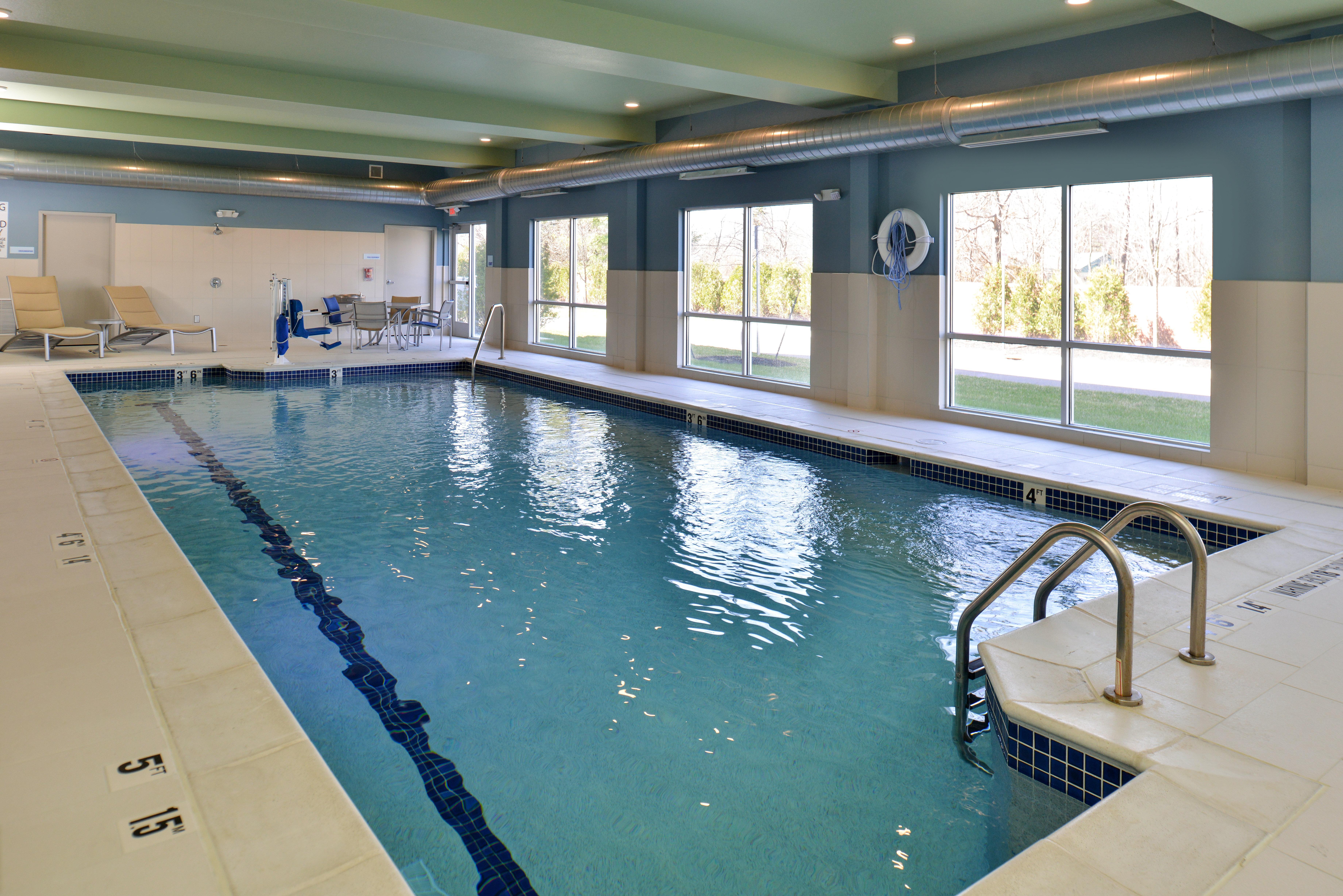 Holiday Inn Express & Suites - Southgate - Detroit Area, An Ihg Hotel Εξωτερικό φωτογραφία