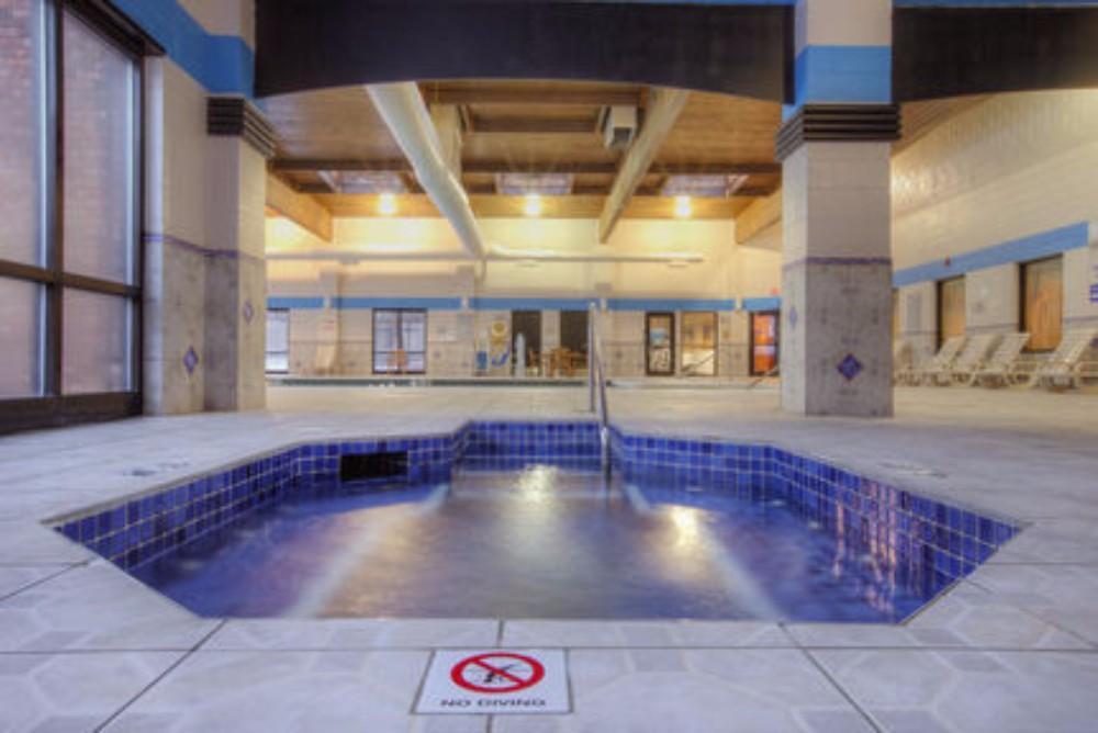Holiday Inn Express & Suites - Southgate - Detroit Area, An Ihg Hotel Εξωτερικό φωτογραφία