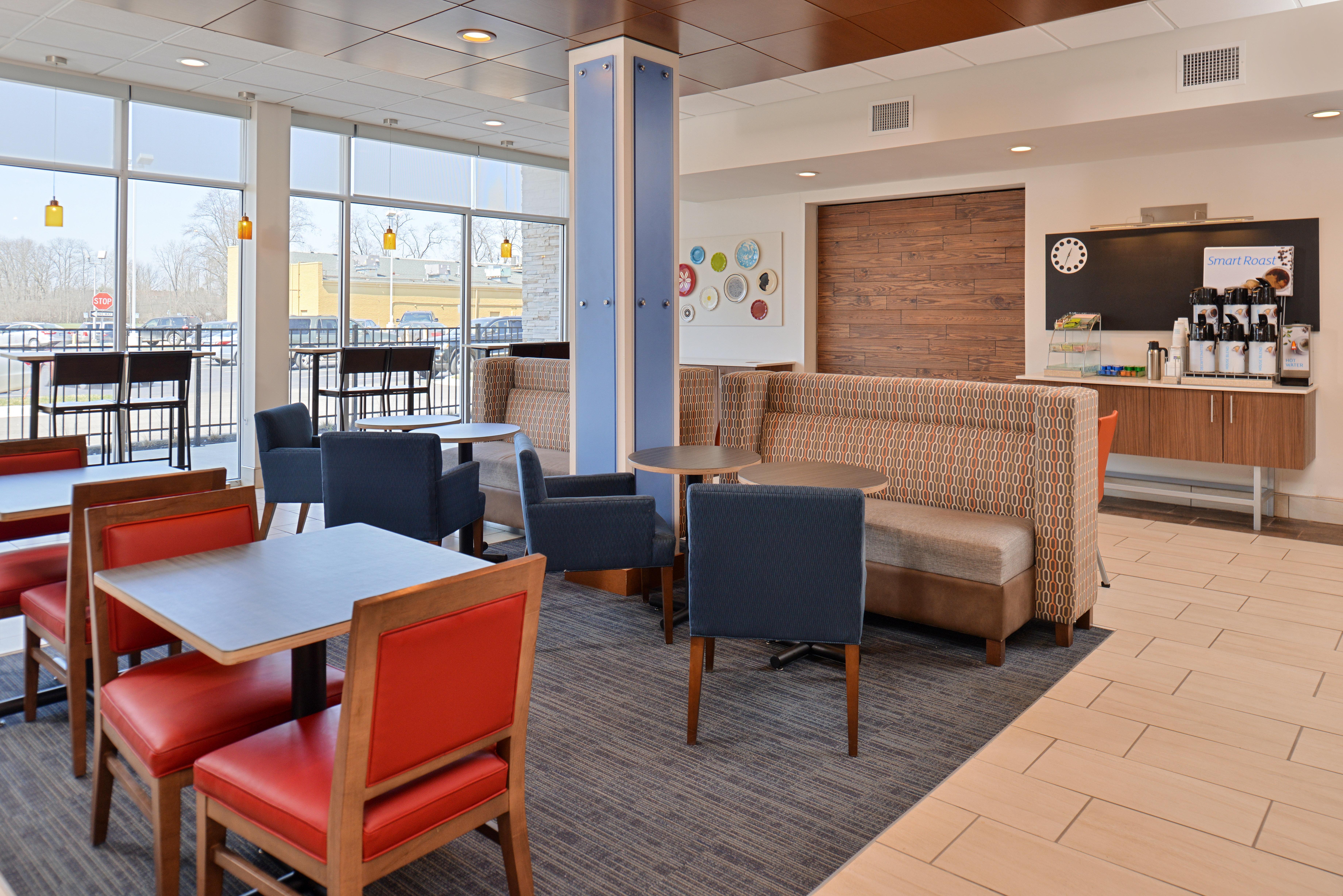 Holiday Inn Express & Suites - Southgate - Detroit Area, An Ihg Hotel Εξωτερικό φωτογραφία